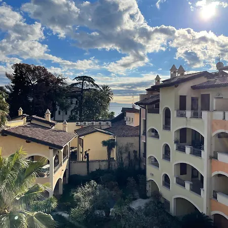 Benaco Village
